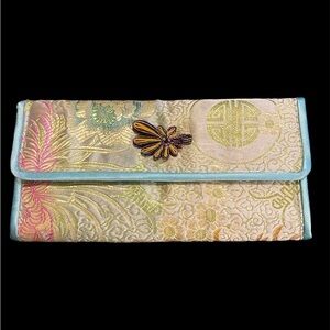 VINTAGE SILK WALLET. Asian printed silk.